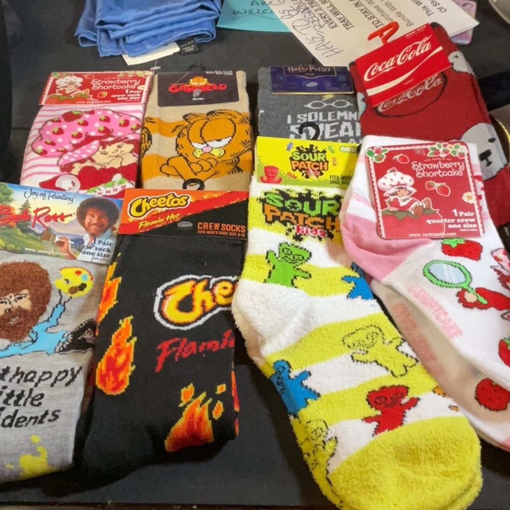Random NWT Socks (Actor/Singer/Movie/Food/etc) 1Ct